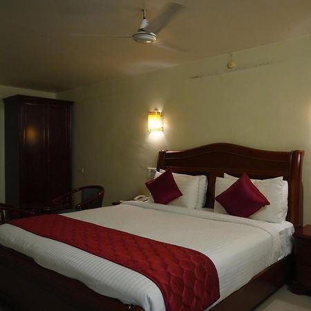 Mg Zion Hotel Tirupati Exterior foto