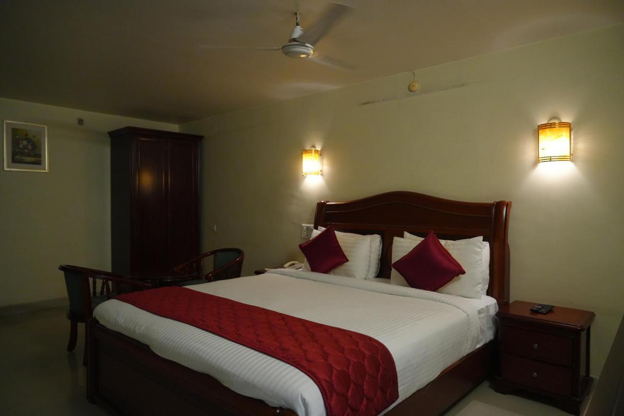 Mg Zion Hotel Tirupati Exterior foto